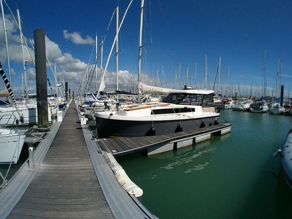 La Rochelle Sur L'Eau Hotel Bagian luar foto